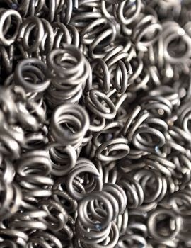 Συνεργασία με οίκους του εξωτερικού